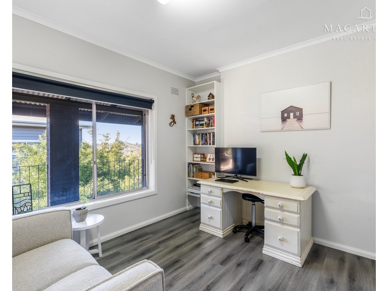 11 Bellevue Parade, Kooringal NSW 2650