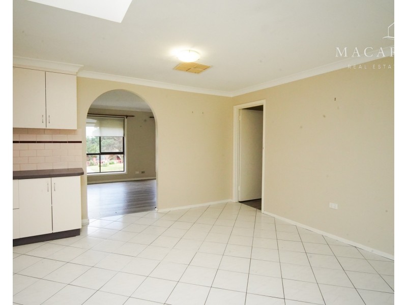 7 Buchhorn Street, Tolland NSW 2650