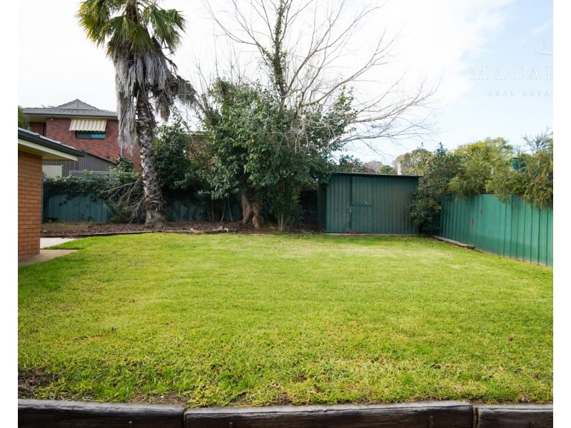 7 Buchhorn Street, Tolland NSW 2650