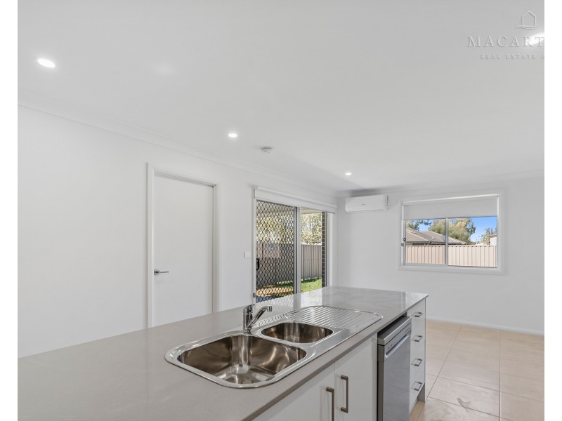 1/35 Gibson Street, Boorooma NSW 2650