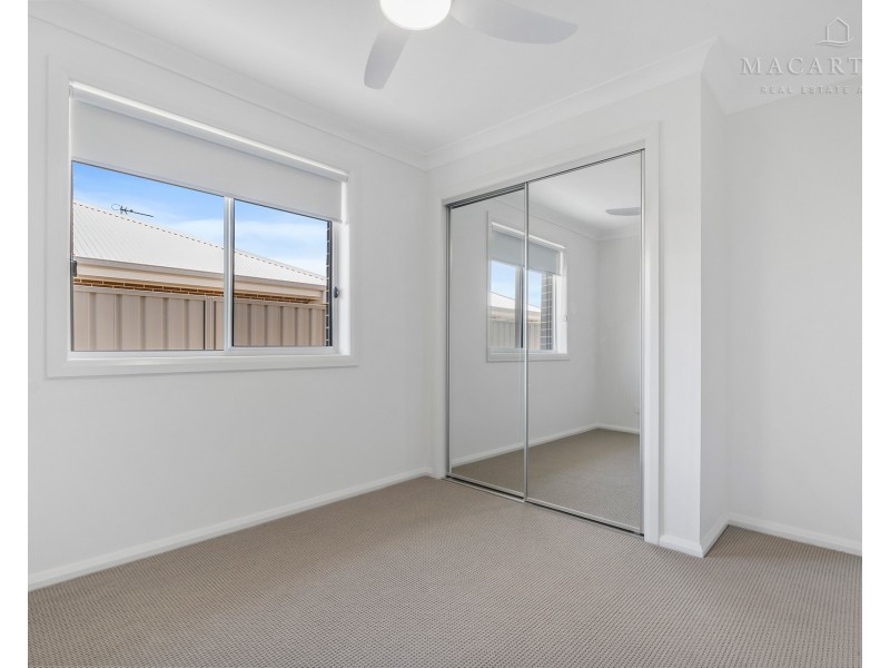 1/35 Gibson Street, Boorooma NSW 2650