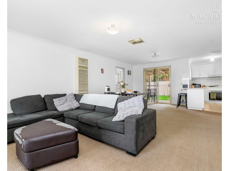 1/4 Nunkeri Street, Glenfield Park NSW 2650