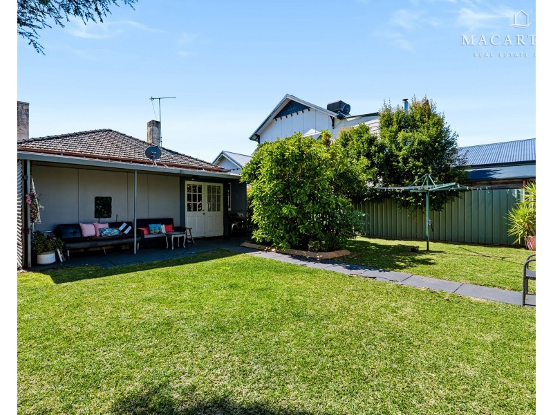 6 & 8 Darlow Street, Wagga Wagga NSW 2650