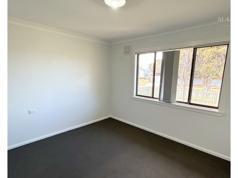 22 Barinya Street, Kooringal NSW 2650