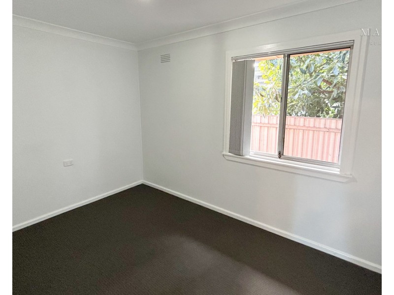 22 Barinya Street, Kooringal NSW 2650