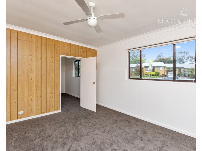 2/12 Marloo Crescent, Kooringal NSW 2650