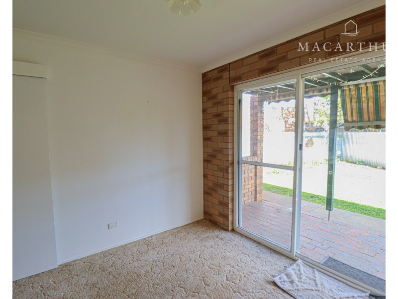 3/47 Karoom Drive, Glenfield Park NSW 2650