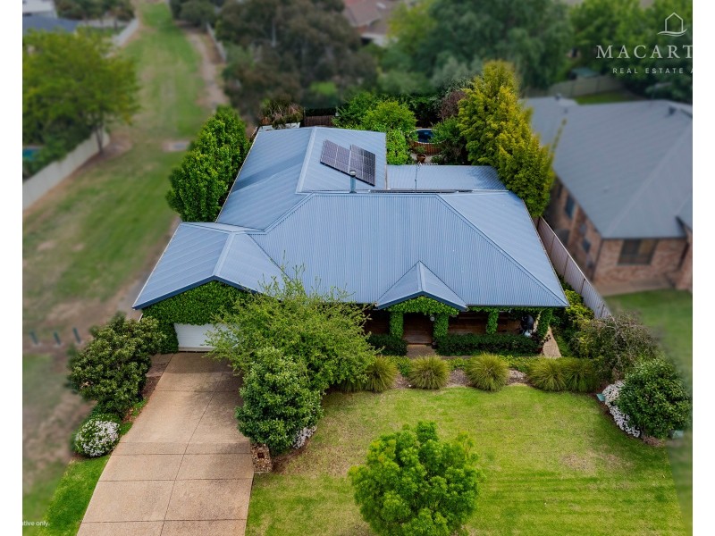 82 Brooklyn Drive, Bourkelands NSW 2650