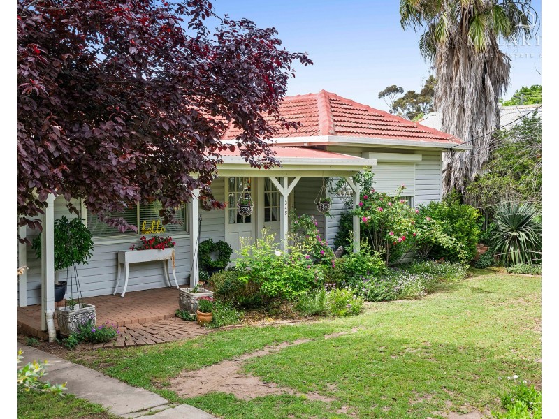 345 Lake Albert Road, Kooringal NSW 2650