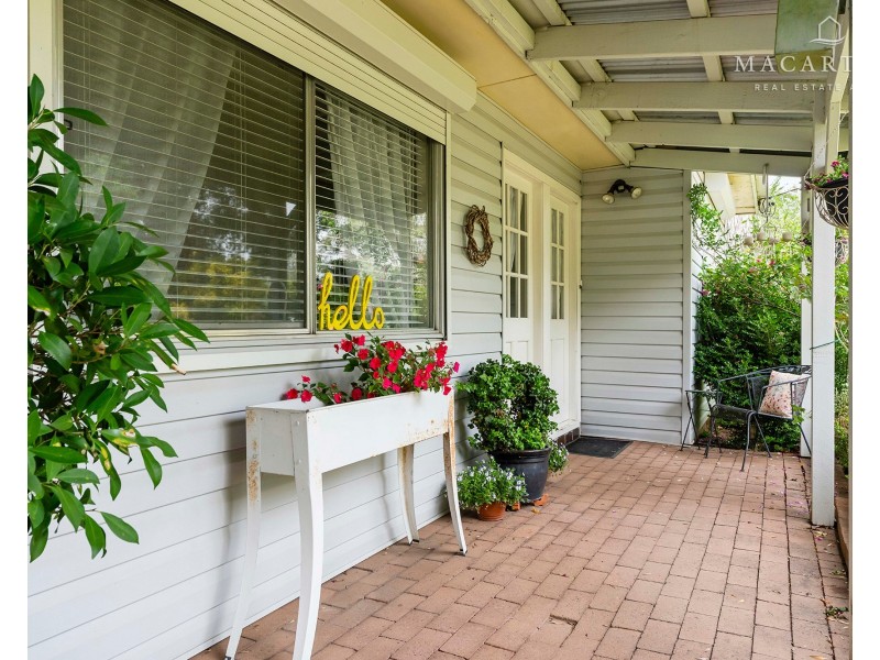 345 Lake Albert Road, Kooringal NSW 2650
