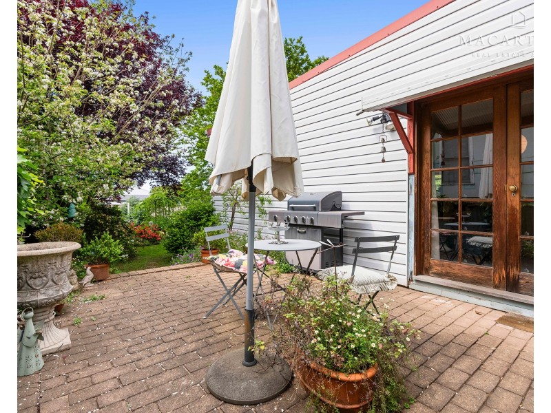 345 Lake Albert Road, Kooringal NSW 2650