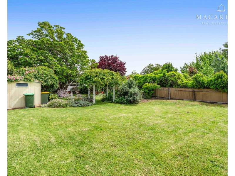 345 Lake Albert Road, Kooringal NSW 2650