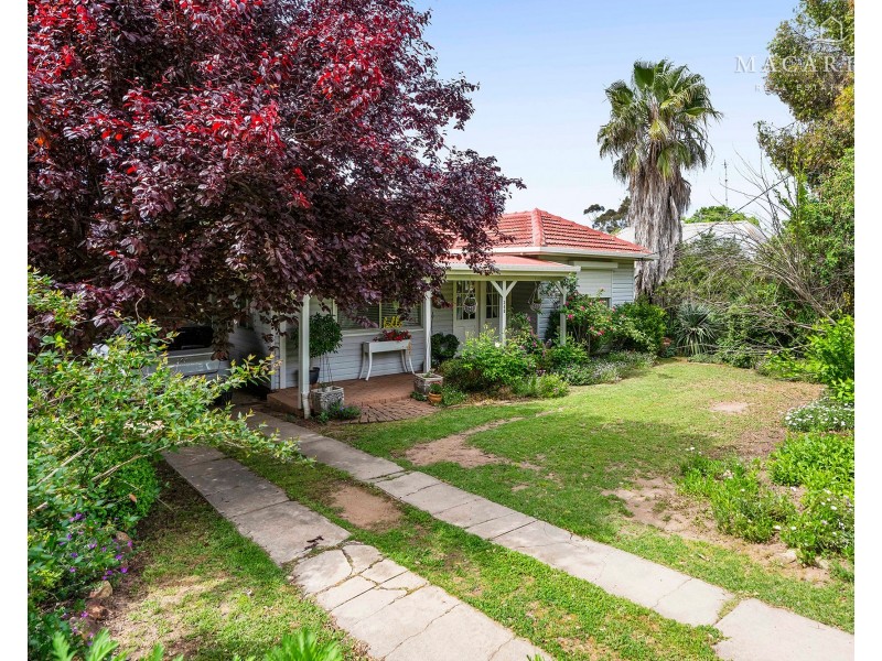 345 Lake Albert Road, Kooringal NSW 2650