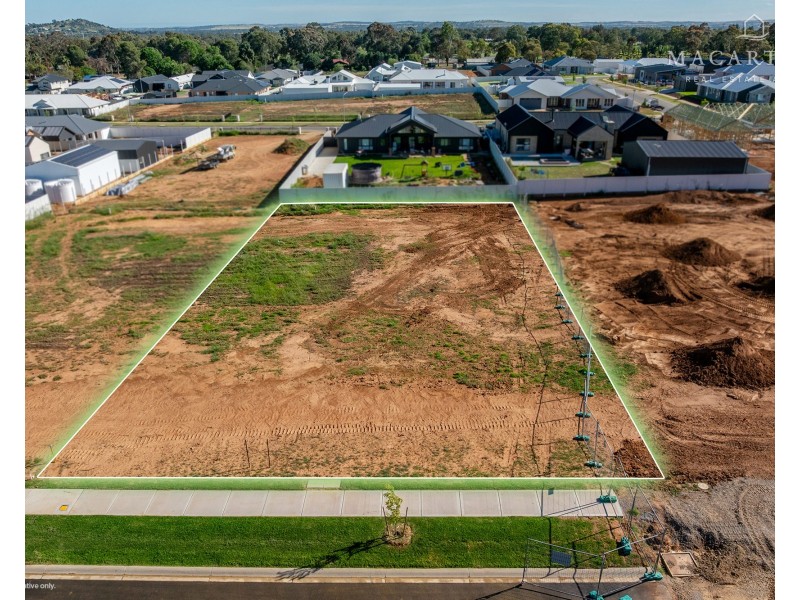 15 Carabeen Road, Lake Albert NSW 2650