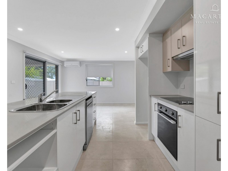 1/33 Gibson Street, Boorooma NSW 2650