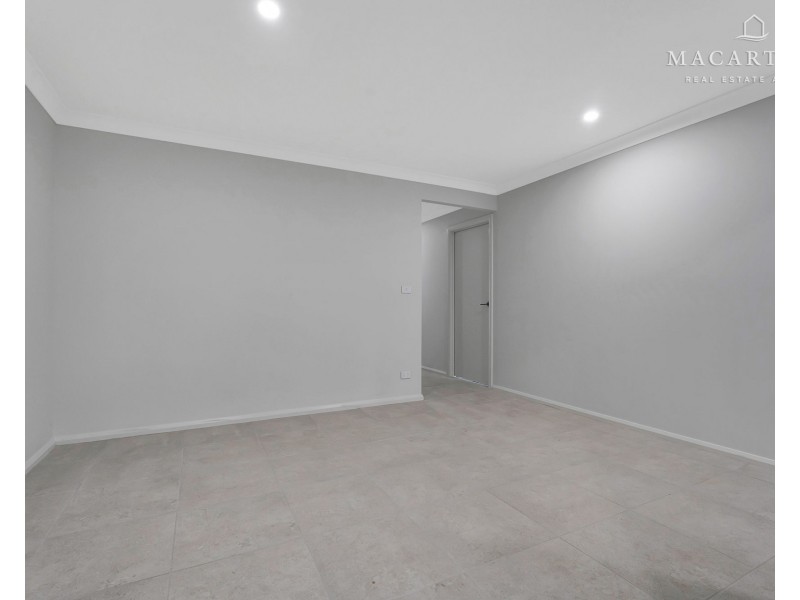 1/33 Gibson Street, Boorooma NSW 2650