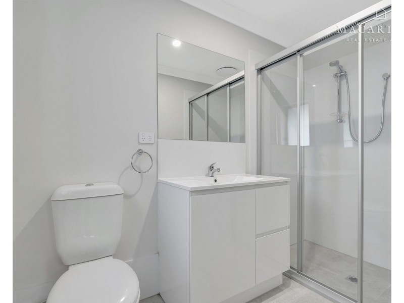 1/33 Gibson Street, Boorooma NSW 2650