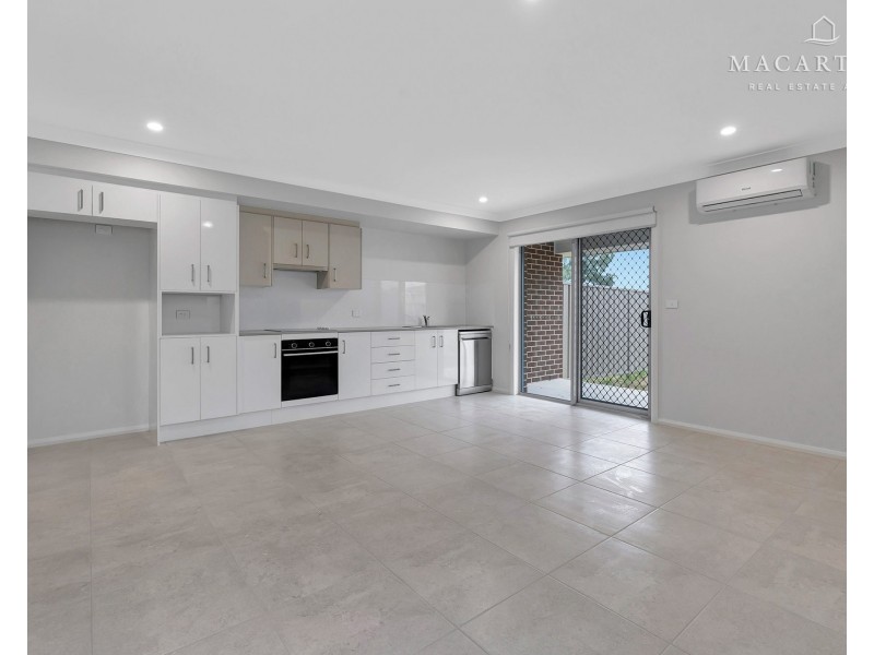 2/33 Gibson Street, Boorooma NSW 2650
