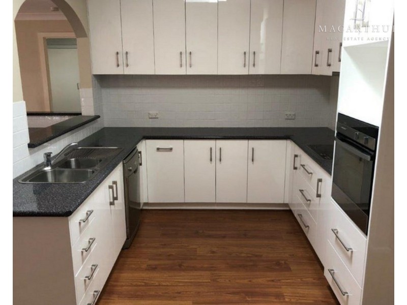 35 Beltana Avenue, Mount Austin NSW 2650