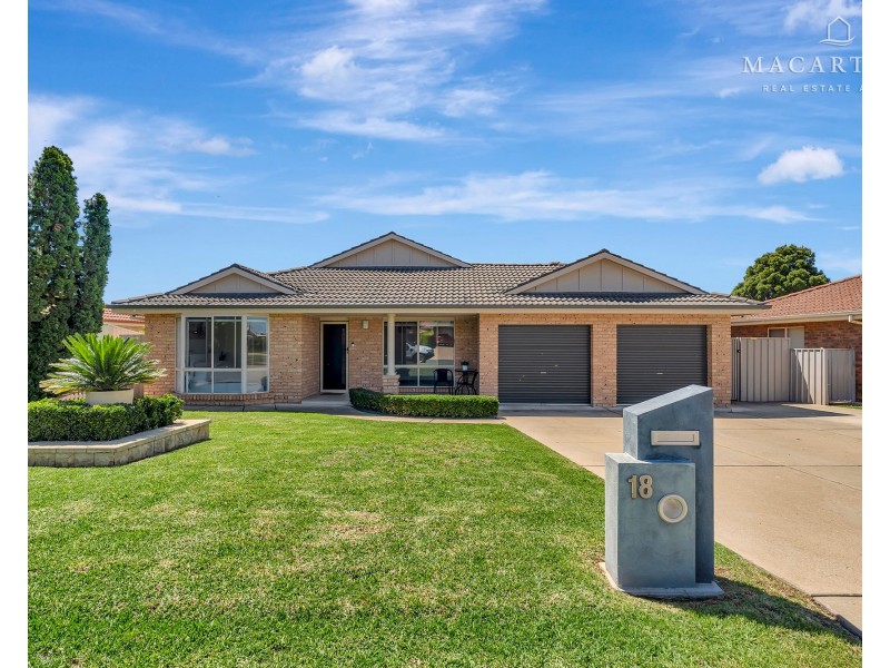 18 Gidgee Place, Glenfield Park NSW 2650