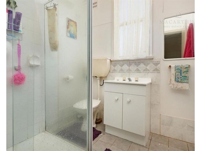 19 Castlereagh Avenue, Mount Austin NSW 2650