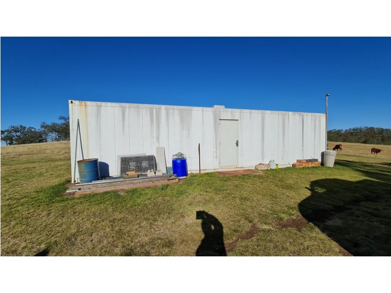 1 Barn Road, Emu Creek QLD 4355