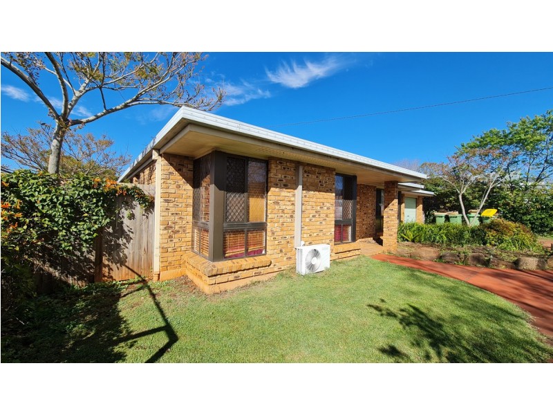 428 Stenner Street, Kearneys Spring QLD 4350