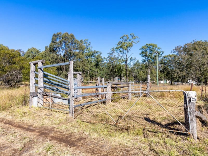 225 Six Mile Creek Road, Postmans Ridge QLD 4352