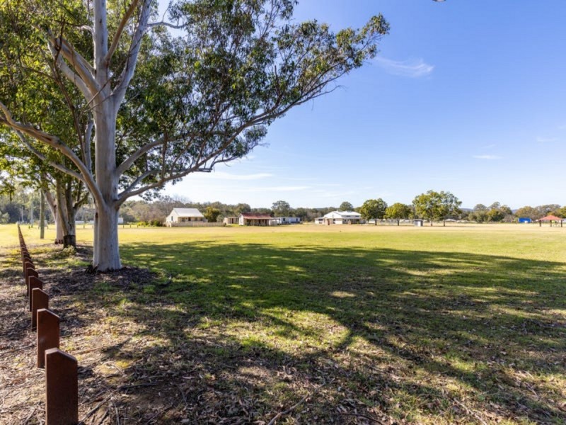 5 Jessie Lane, Murphys Creek QLD 4352