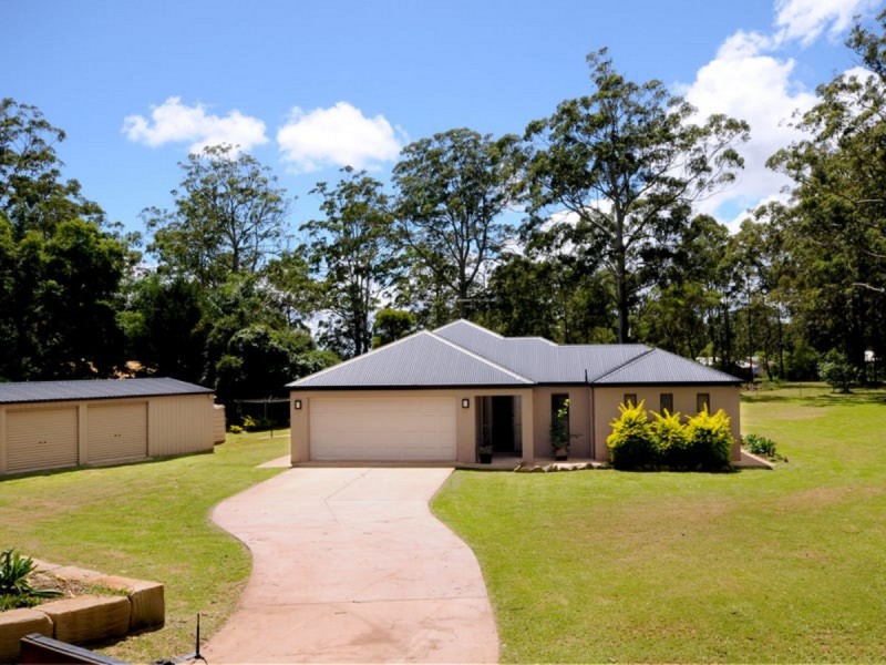 18 Highfields Road, Highfields QLD 4352