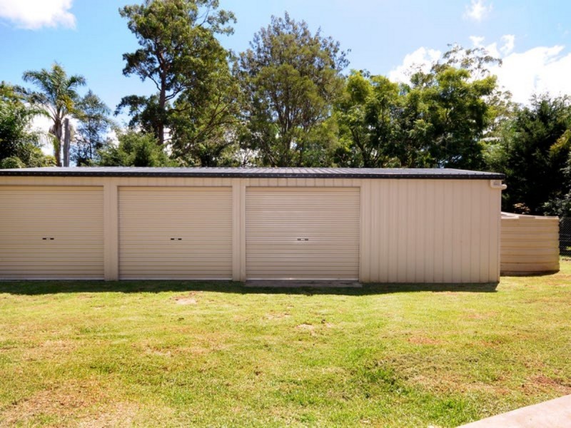 18 Highfields Road, Highfields QLD 4352