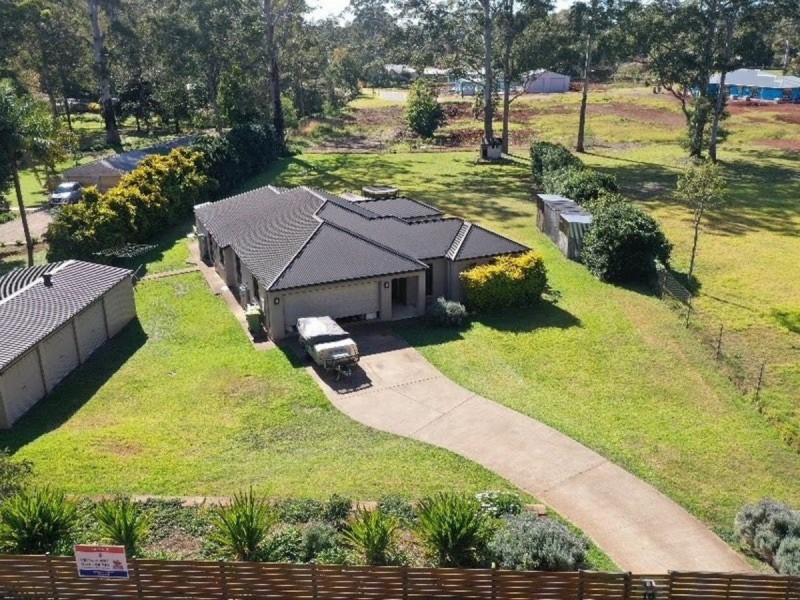 18 Highfields Road, Highfields QLD 4352