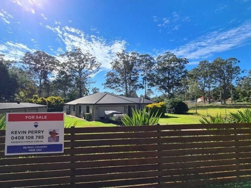 18 Highfields Road, Highfields QLD 4352