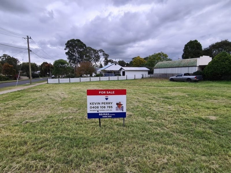29 Toowoomba Road, Crows Nest QLD 4355