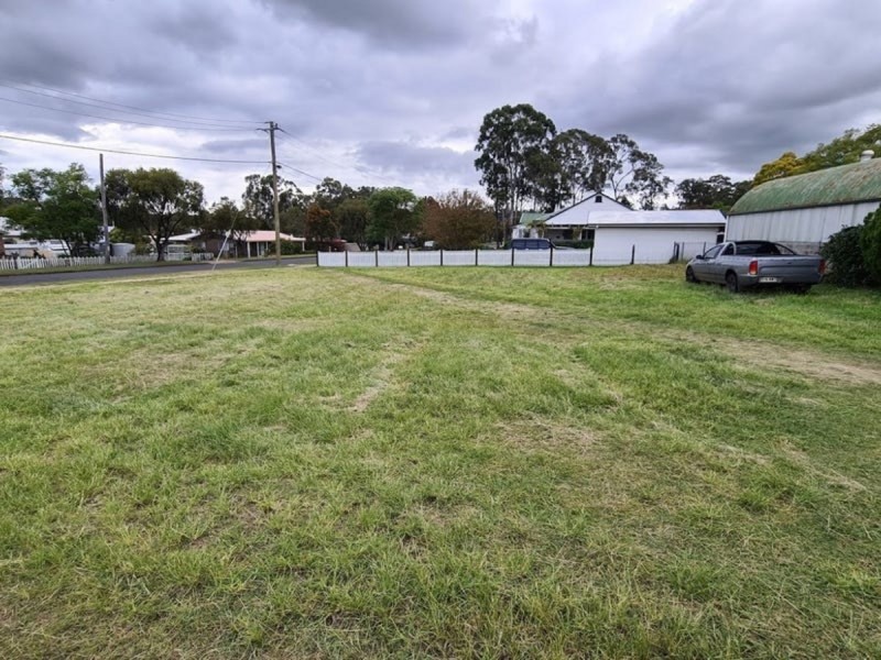 29 Toowoomba Road, Crows Nest QLD 4355