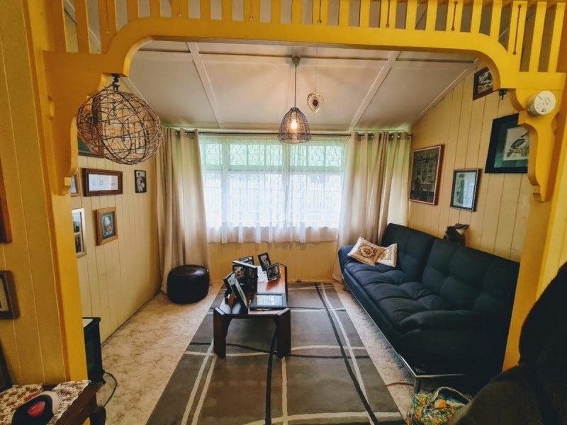 16 Littleton Street, Crows Nest QLD 4355