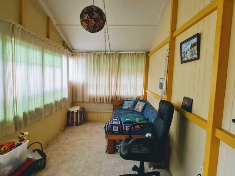 16 Littleton Street, Crows Nest QLD 4355