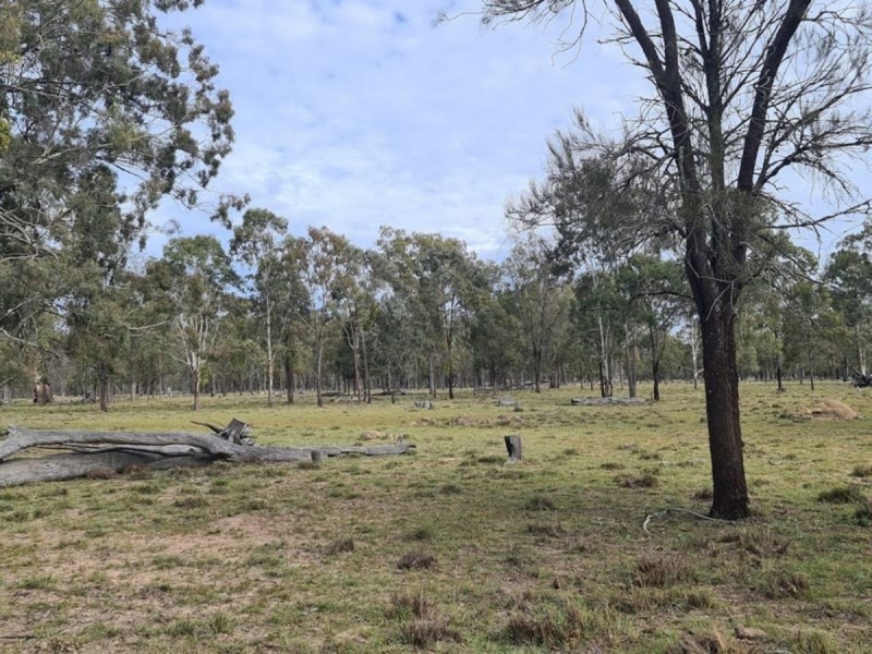 3 Gordon Smith Road, Goombungee QLD 4354
