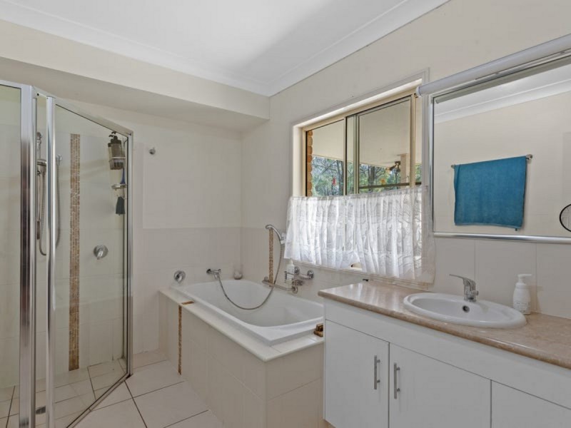 120 Volp Road, Meringandan QLD 4352