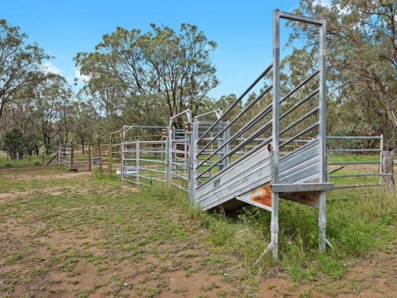 120 Volp Road, Meringandan QLD 4352