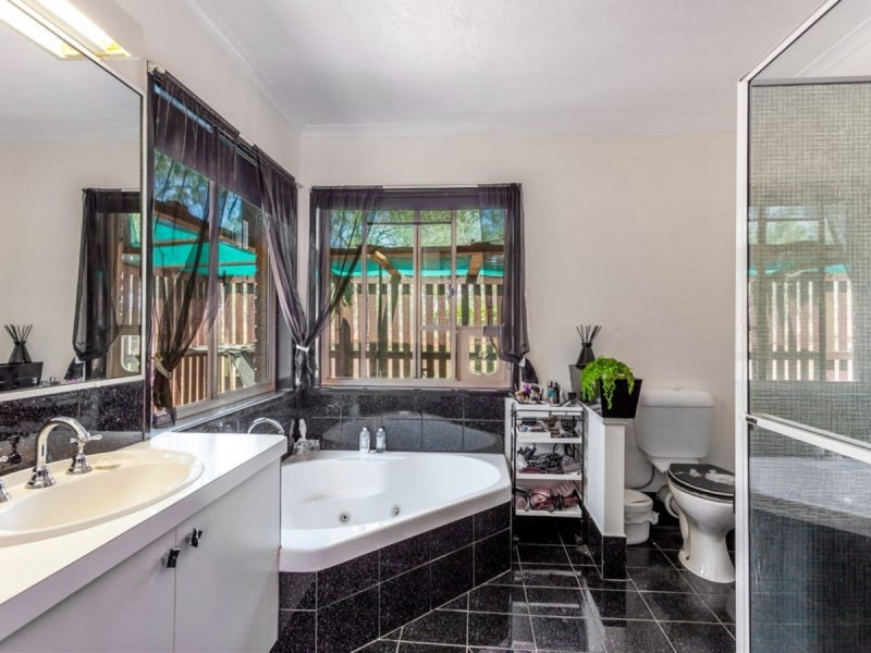 22 Ashlands Drive, Helidon Spa QLD 4344