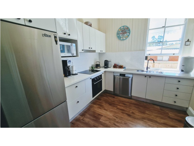 5 King Street, Goombungee QLD 4354