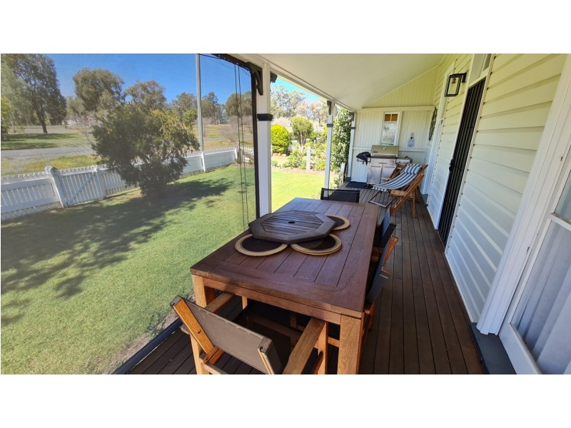 5 King Street, Goombungee QLD 4354