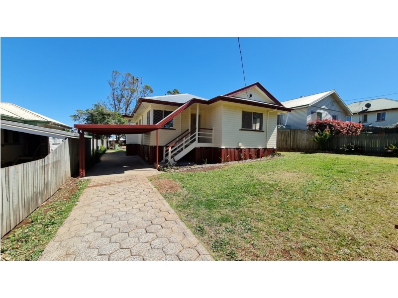 31 Dwyer Street, Harlaxton QLD 4350