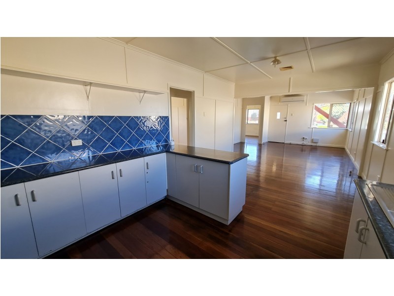 31 Dwyer Street, Harlaxton QLD 4350