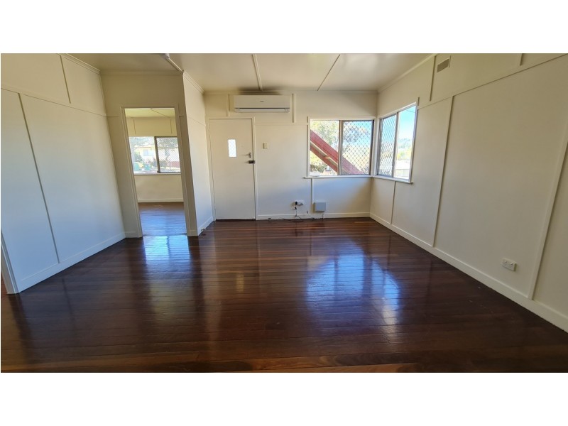 31 Dwyer Street, Harlaxton QLD 4350