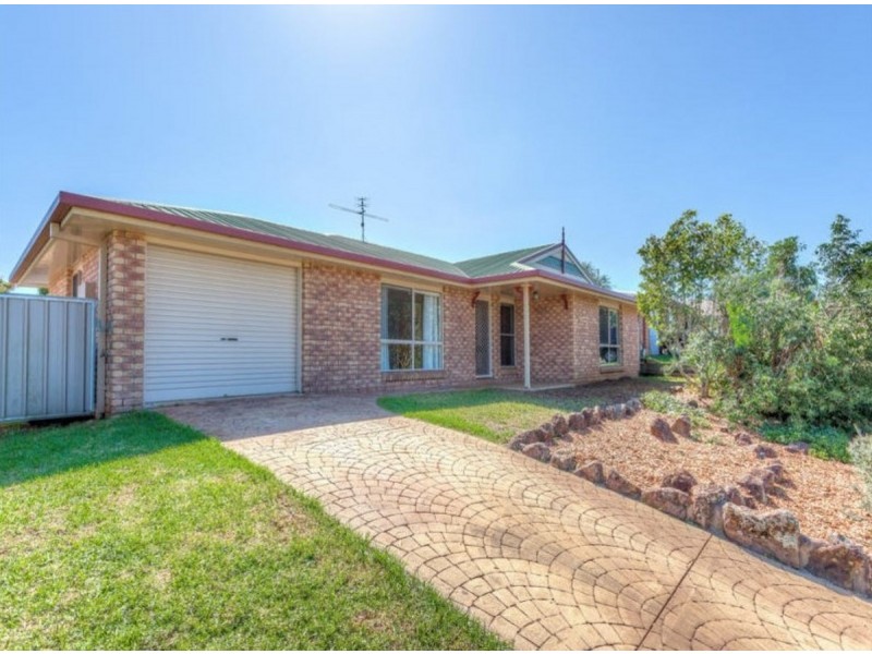 33 Liquidambar Street, Glenvale QLD 4350