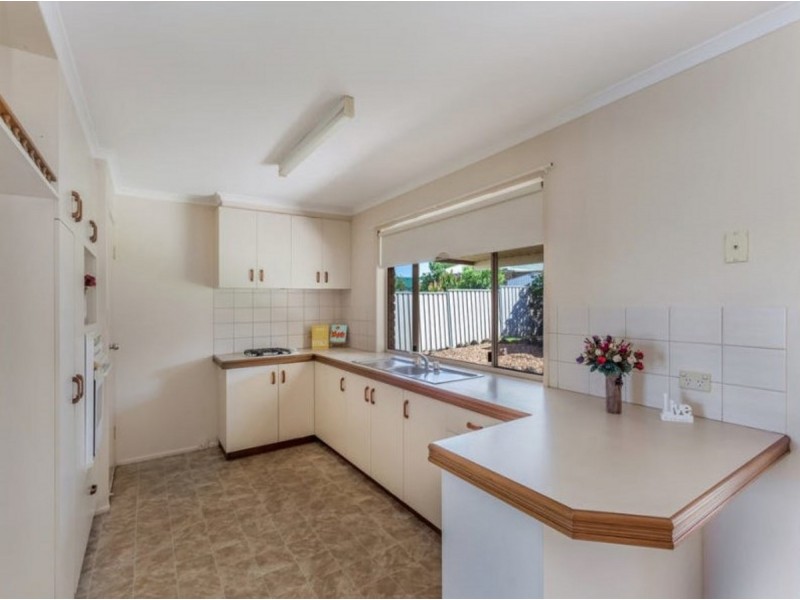 33 Liquidambar Street, Glenvale QLD 4350