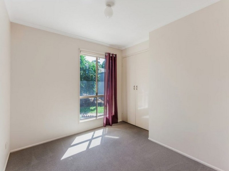33 Liquidambar Street, Glenvale QLD 4350