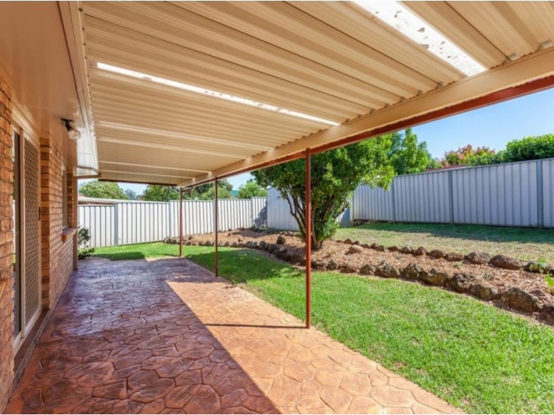 33 Liquidambar Street, Glenvale QLD 4350